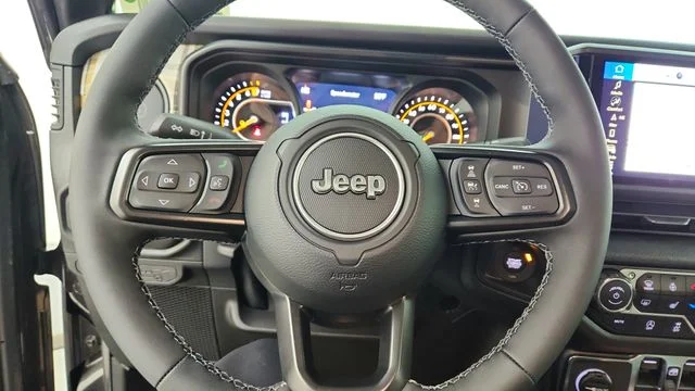 New 2026 Granite Crystal Metallic Clear-Coat Exterior Paint Jeep 85th Anniversary Edition image 21