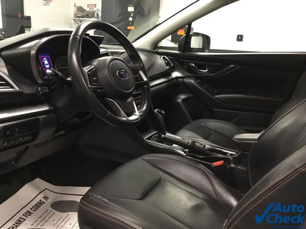 Used 2018 Gray Subaru 2.0i Limited image 22