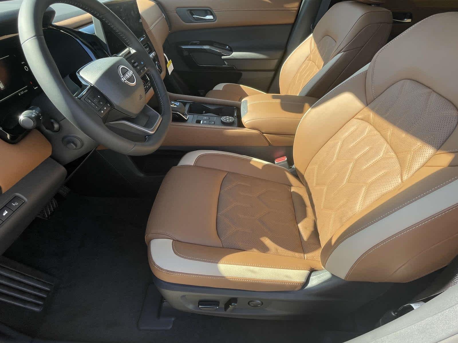 New 2026 Super Black Nissan Platinum image 16