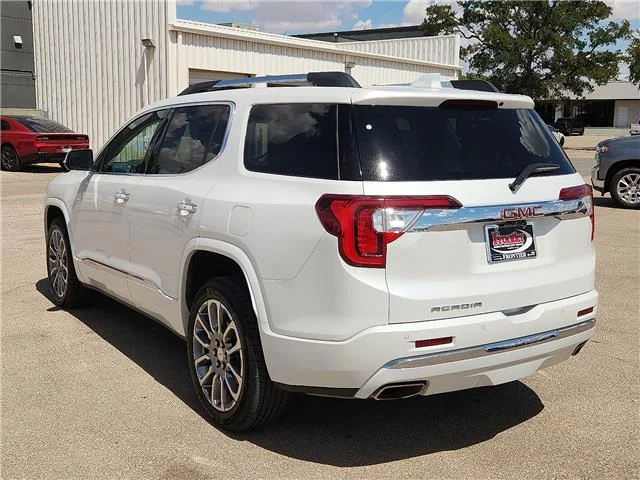 Used 2023 White Frost TRI GMC Denali Front-Wheel Drive image 3