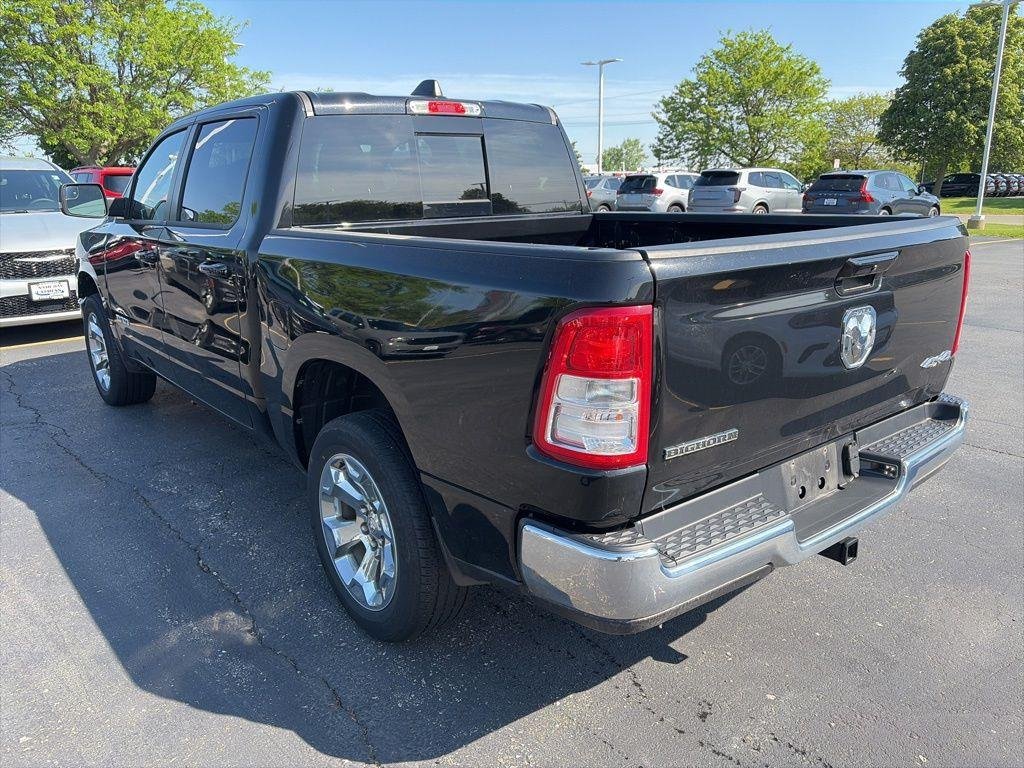 Used 2022 Diamond Black Ram Big Horn/Lone Star image 6