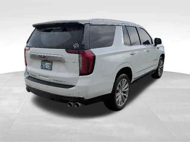 Used 2023 Summit White GMC Denali image 6