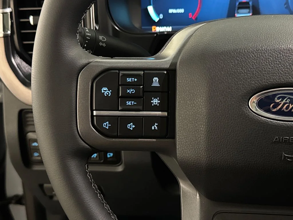New 2026 Gray Ford Lariat image 39