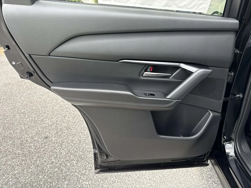 New 2026 Jet Black Mica Mazda 2.5 S Preferred AWD image 14