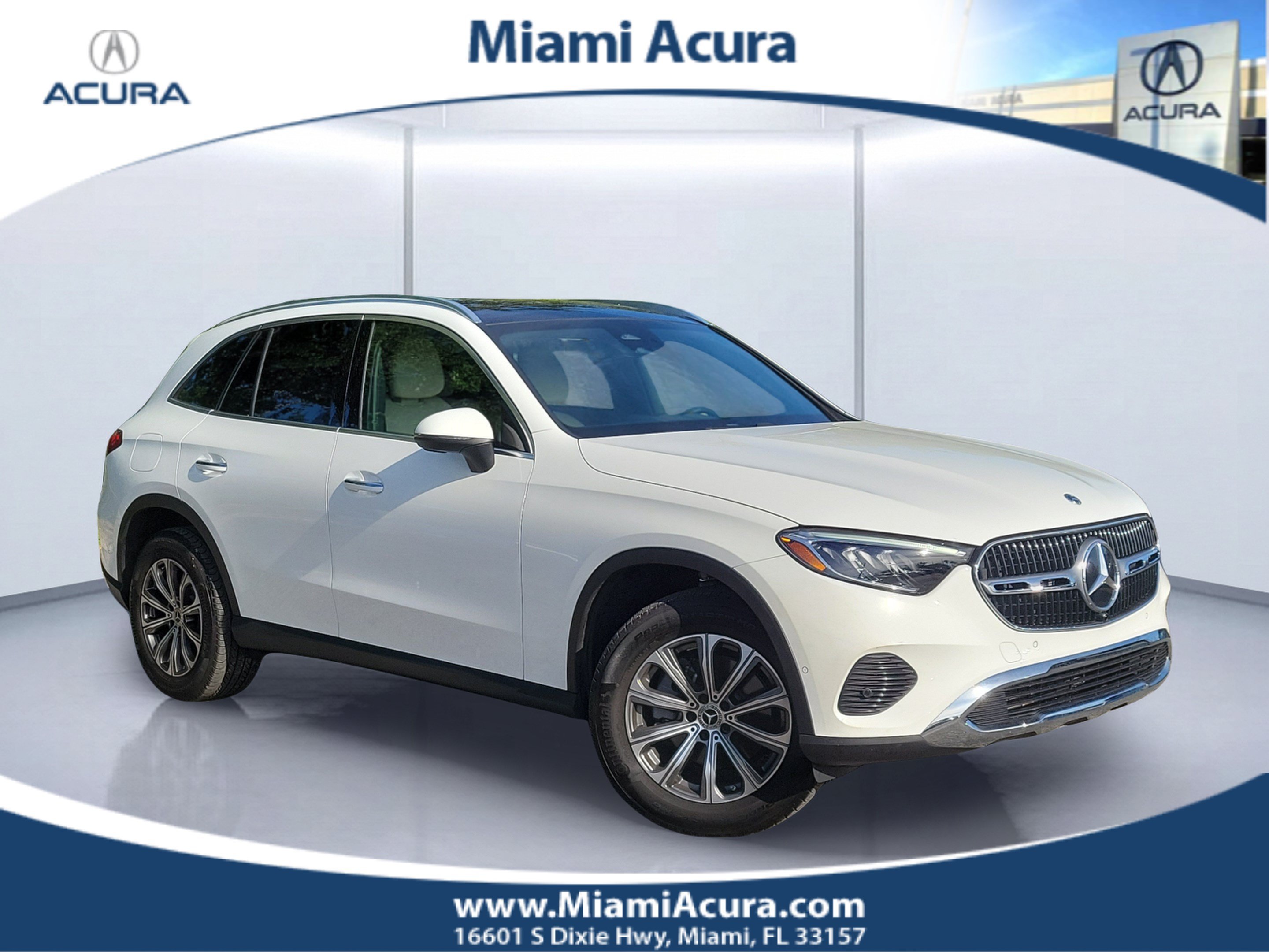 Used 2025 Polar White Mercedes-Benz GLC 300 image 1
