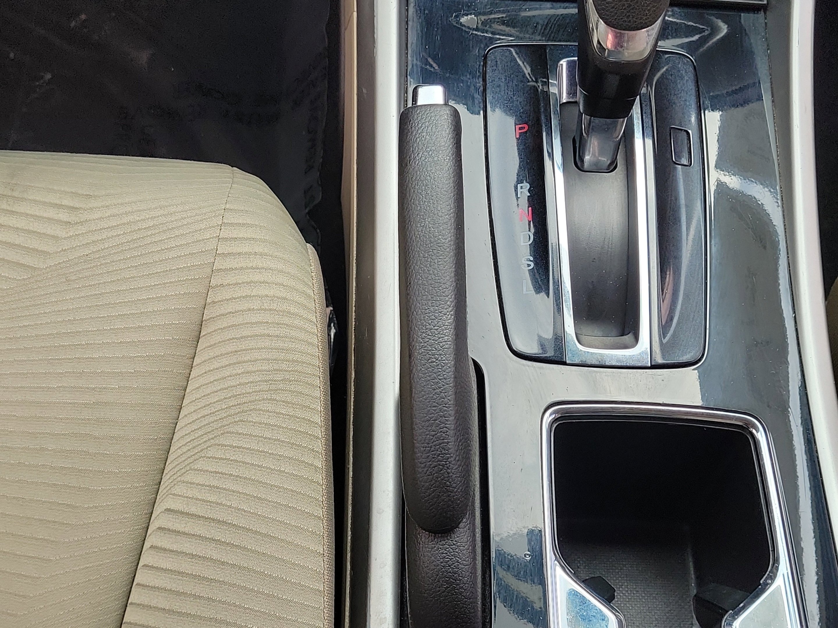 Used 2016 Black Honda LX image 19