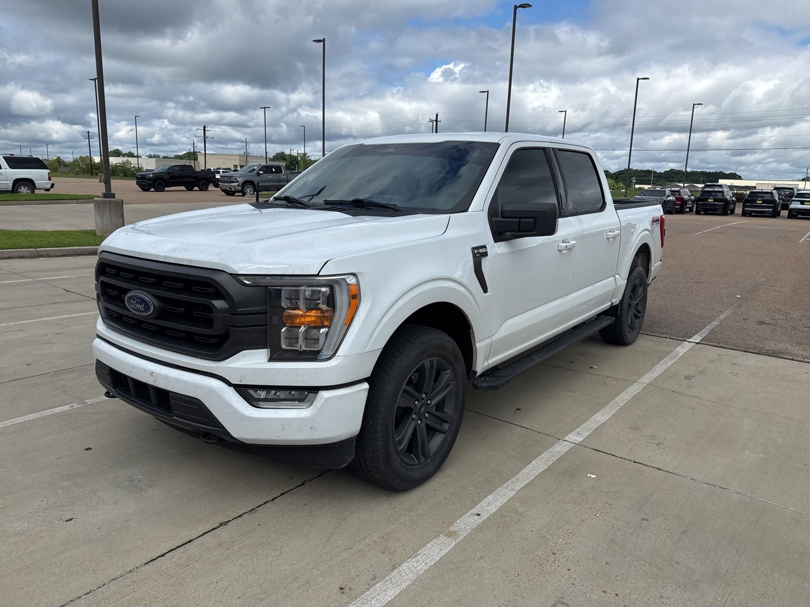 2023 Ford F-150 XLT 4x4 SuperCrew 5-1/2 Box's photo