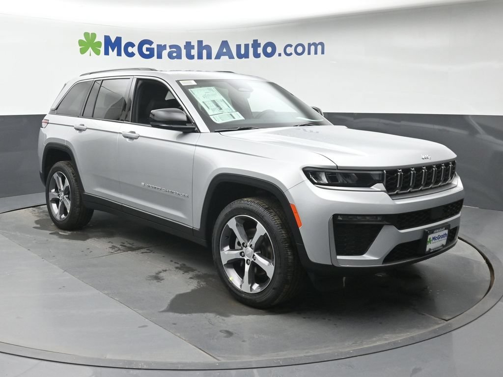New 2026 Silver Zynith Exterior Paint Jeep Limited image 2
