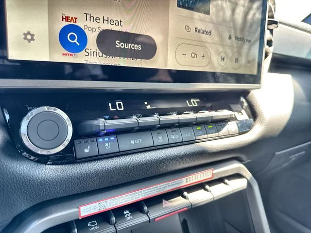 2026 Toyota Tundra Limited - Photo 27