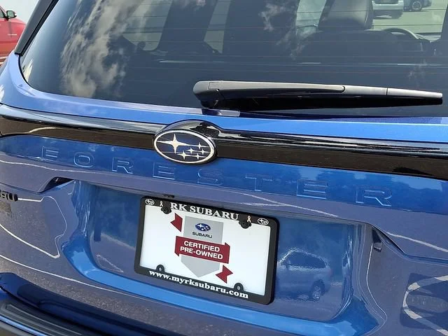 Used 2026 Blue Subaru Touring image 33