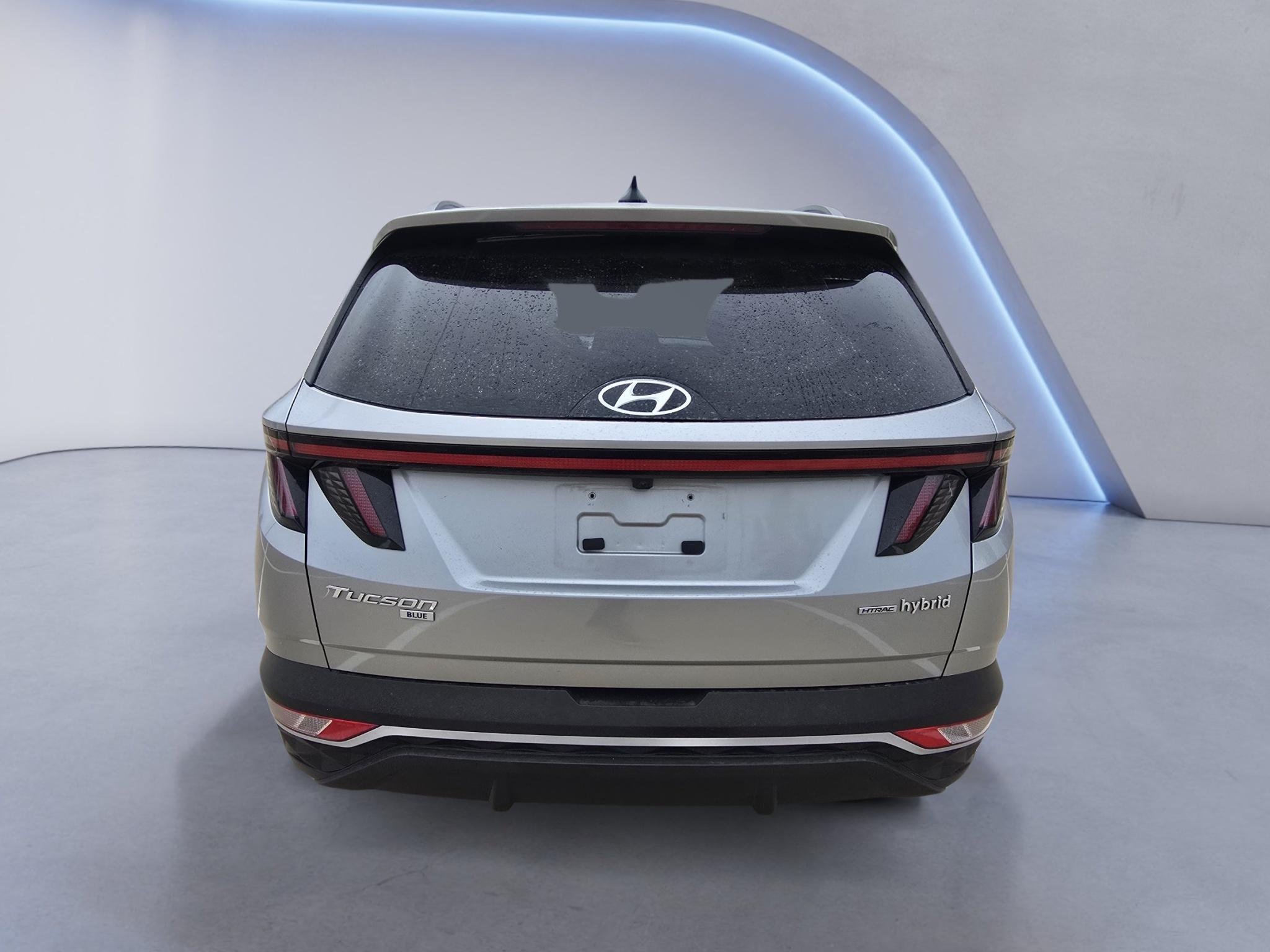 Used 2023 Shimmering Silver Hyundai Blue image 4