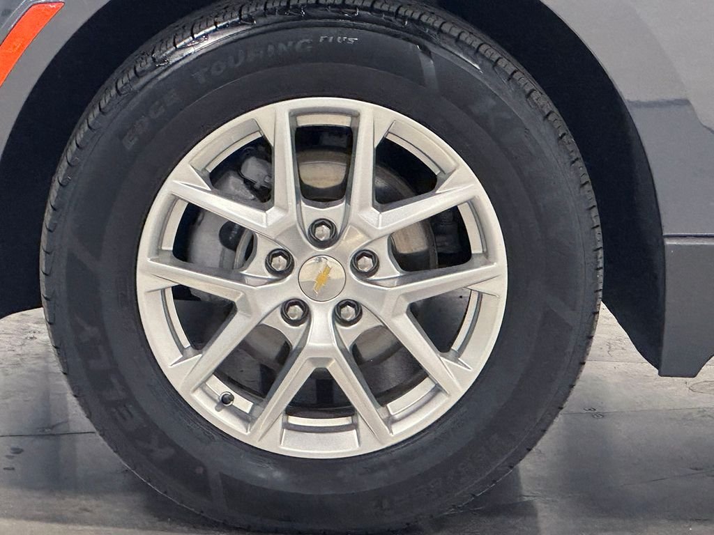 Used 2022 Gray Chevrolet LT image 17