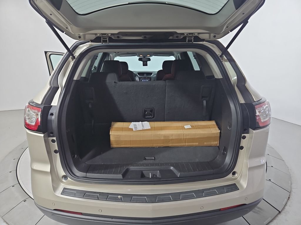 Used 2015 Gold Chevrolet LT image 22