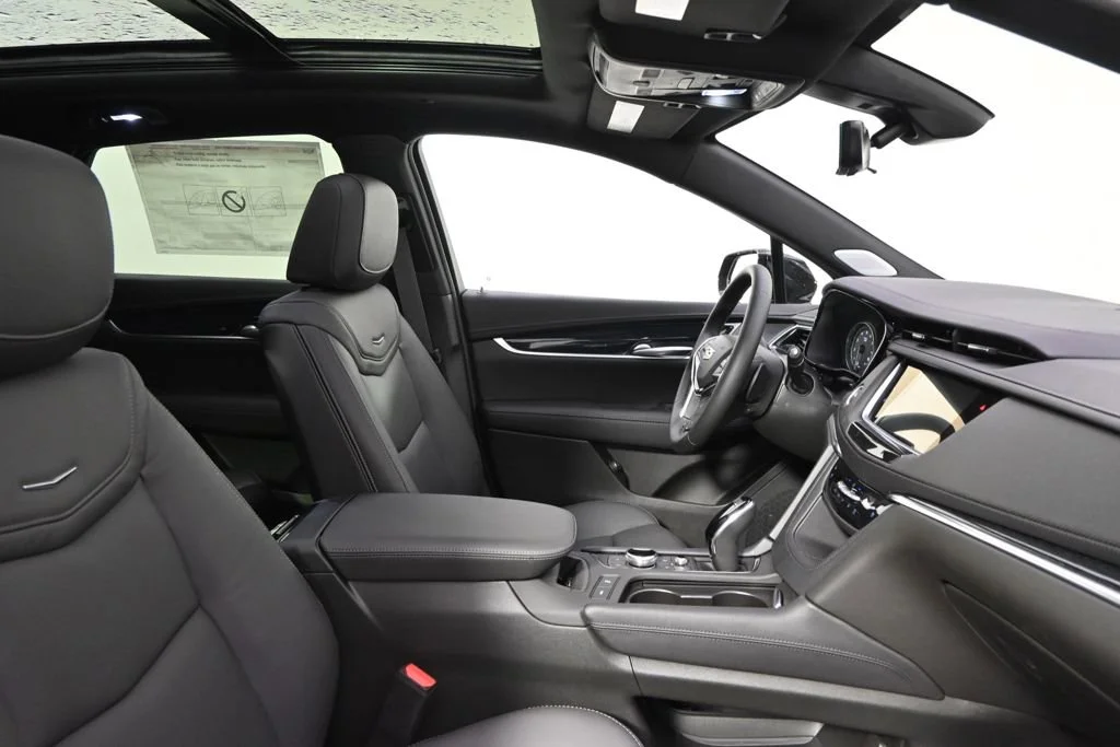 2025 Cadillac XT5 Premium Luxury - Photo 16