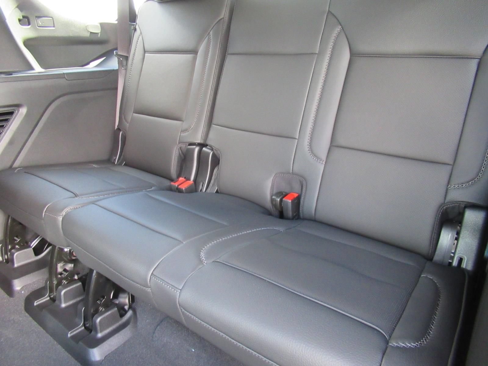 2026 GMC Yukon Denali - Photo 35