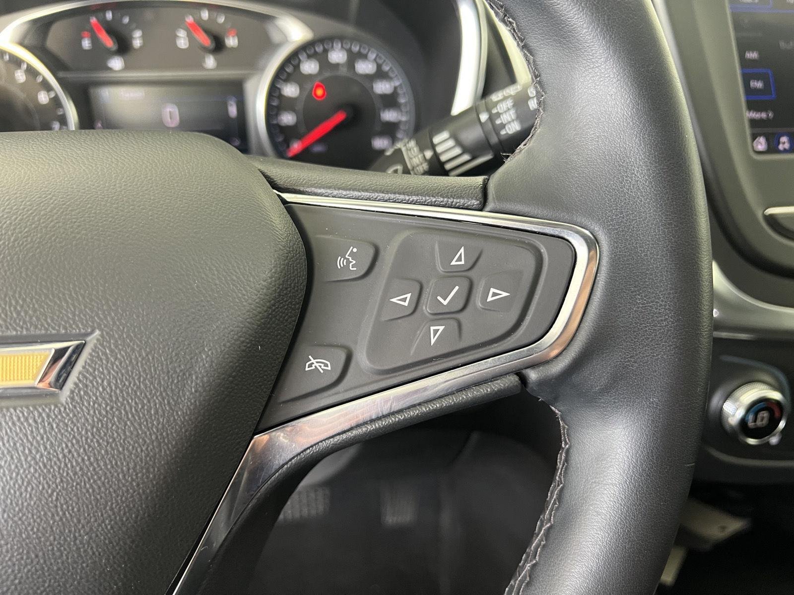 Used 2024 Summit White Chevrolet LT image 10