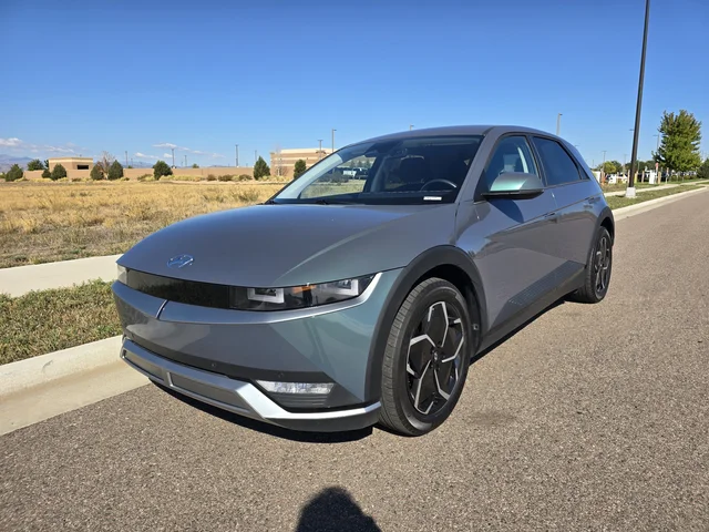 2024 Hyundai IONIQ 5 SEL