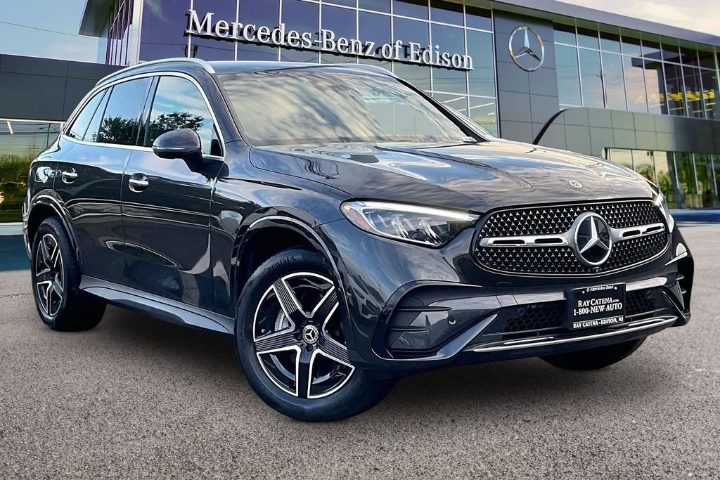2025 Mercedes-Benz GLC