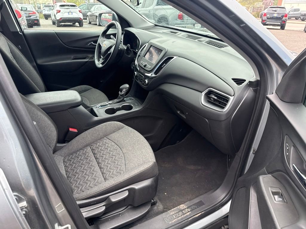 2024 Chevrolet Equinox LT - Photo 35
