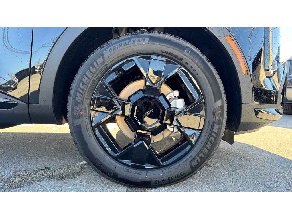 New 2026 Fusion Black Kia X-Line Prestige image 31