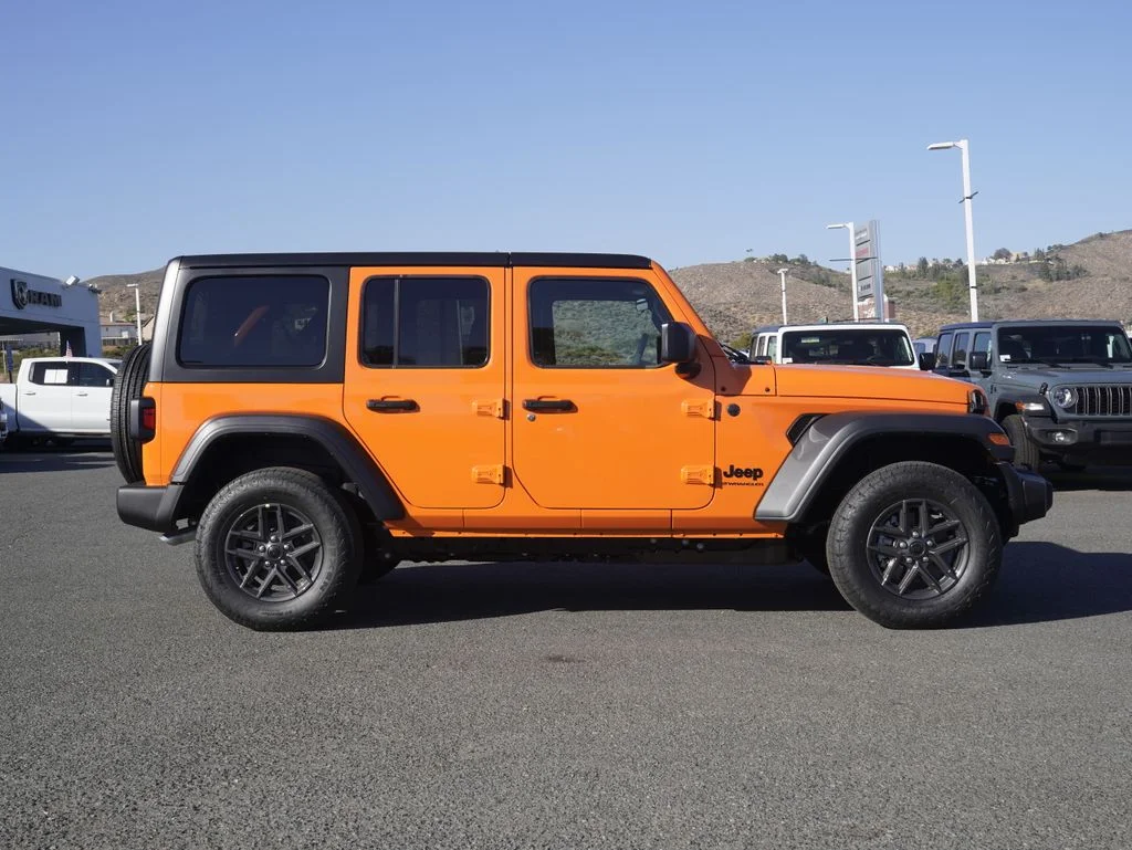 New 2026 joose Jeep Sport RHD image 2