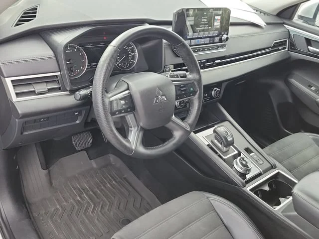 2024 Mitsubishi Outlander SE - Photo 21