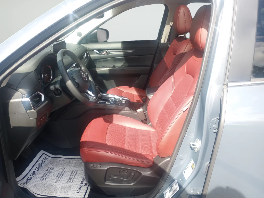 Used 2024 Gray Mazda 2.5 S Carbon Edition image 10