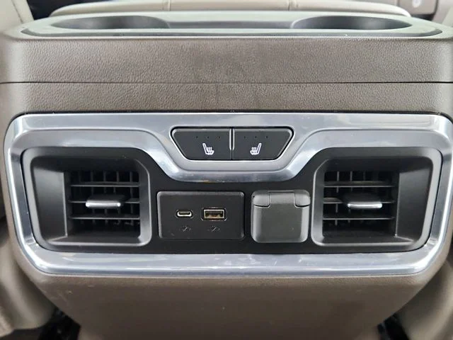 Used 2019 Silver Chevrolet LTZ image 31