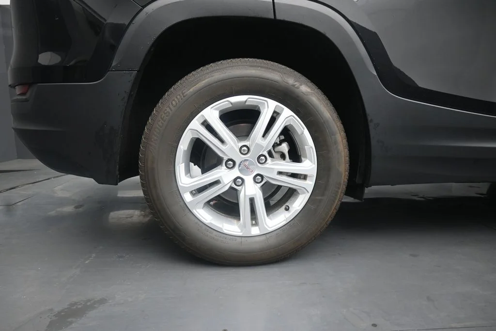 2024 GMC Terrain SLE - Photo 10