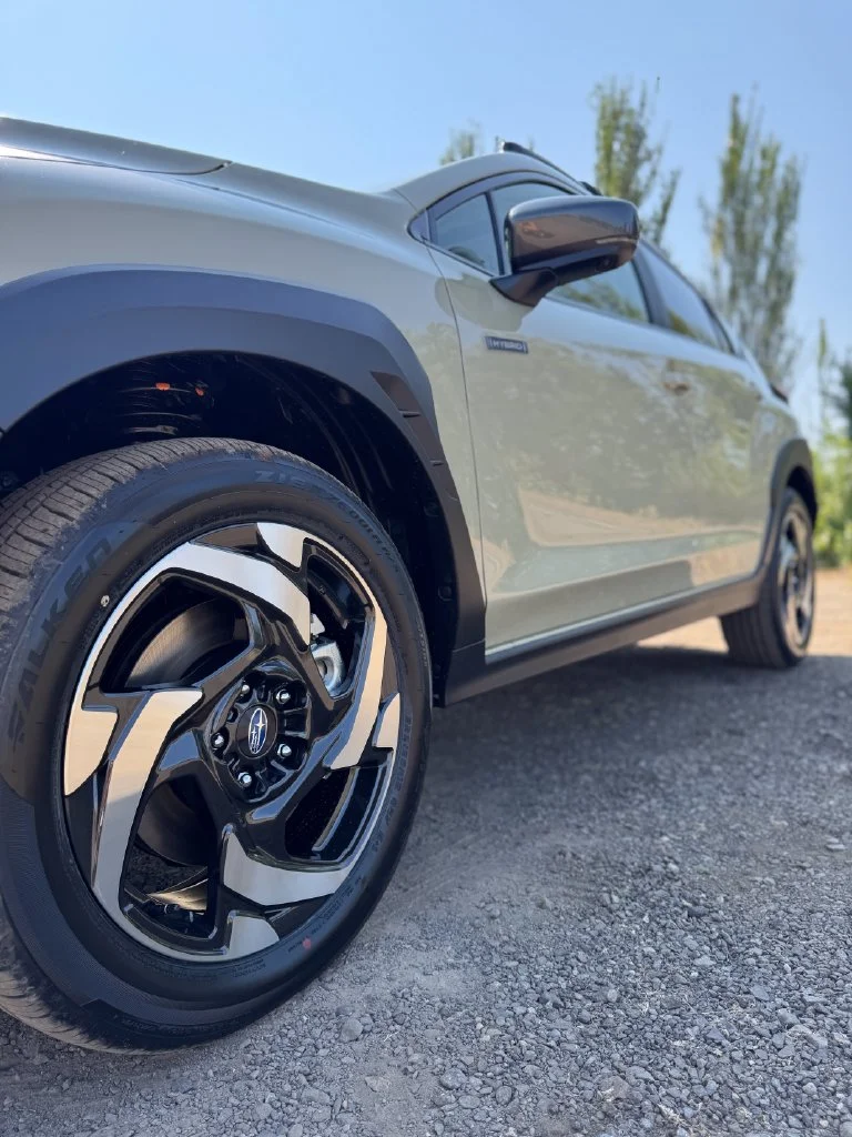 New 2026 SAND DUNE PEARL Subaru Limited Hybrid image 38