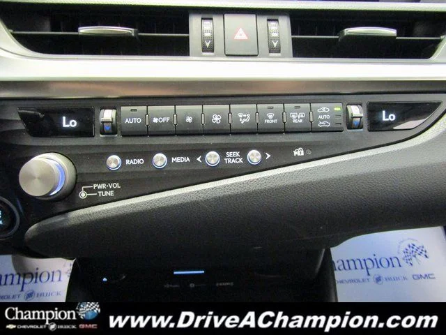 Used 2021 Black Lexus 350 image 27