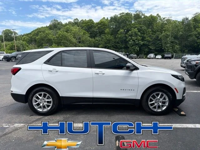 Used 2024 Summit White Chevrolet LS image 7
