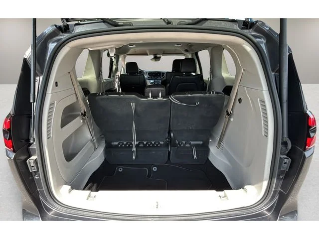 Used 2023 Gray Chrysler Touring L image 31