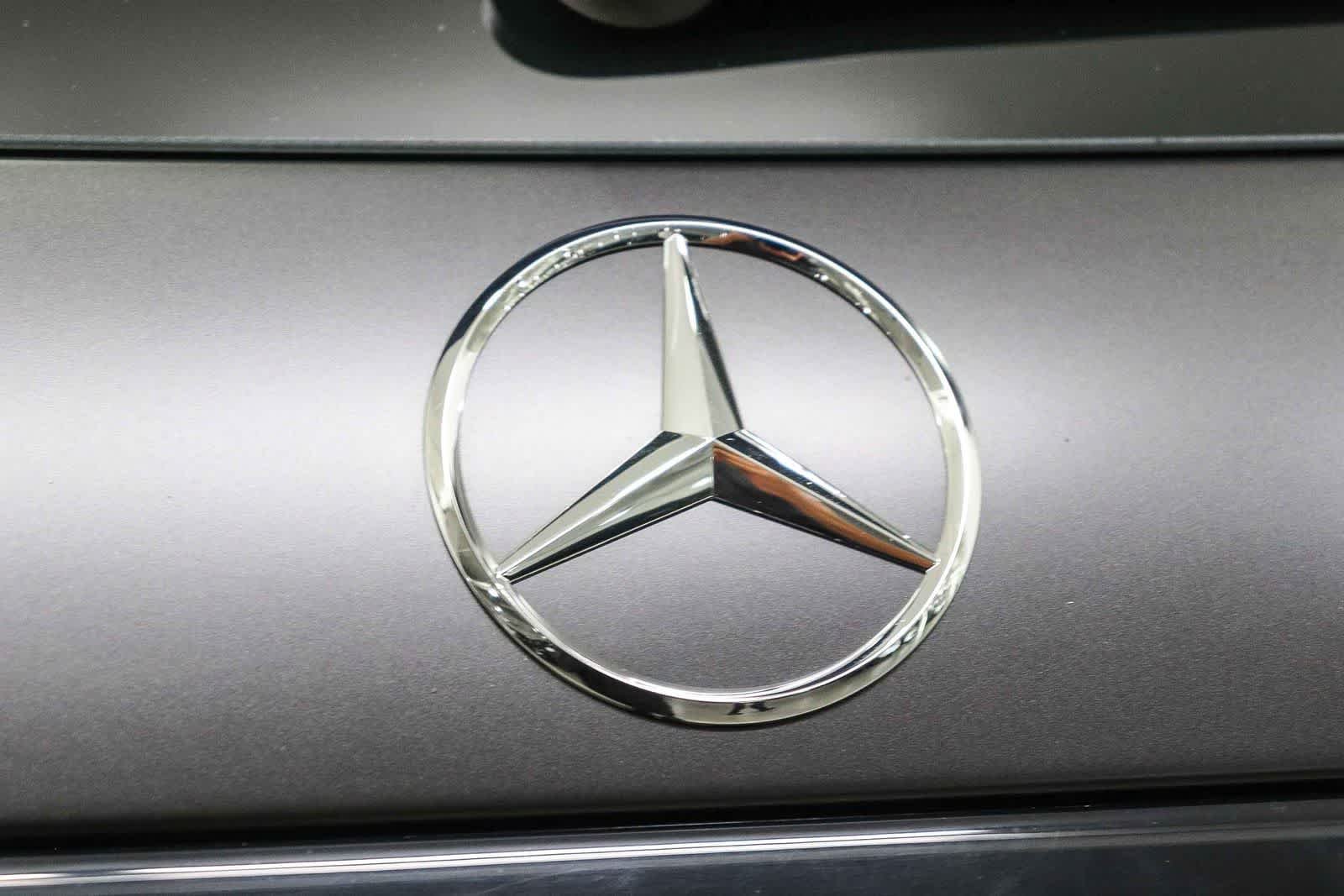 Certified Used 2026 MANUFAKTUR Graphite Grey Magno Mercedes-Benz AMG® GLC 43 image 13