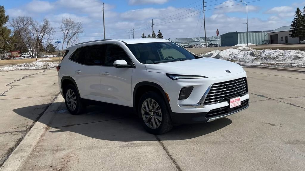 Used 2025 Buick Enclave Preferred with VIN 5GAEVARS8SJ268696 for sale in Oslo, Minnesota