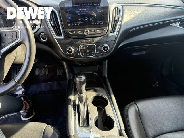 Used 2020 Shadow Gray Metallic Chevrolet LT image 16