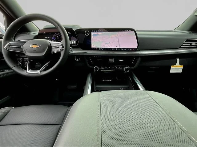 2026 Chevrolet Suburban Premier - Photo 10