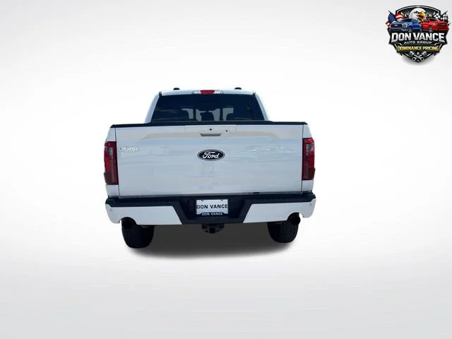 New 2026 Oxford White Ford XLT image 4