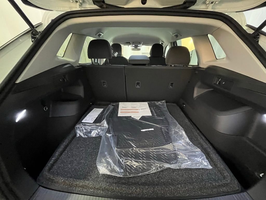 New 2026 White/off-white Volkswagen 2.0T SE image 27