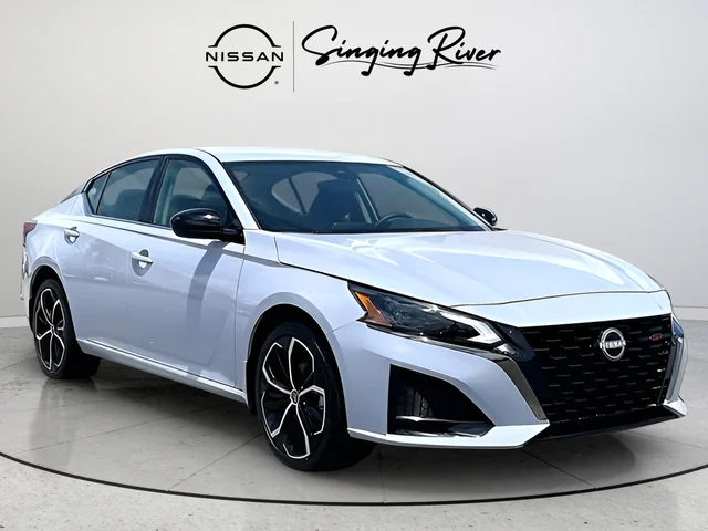 2025 Nissan Altima 2.5 SR