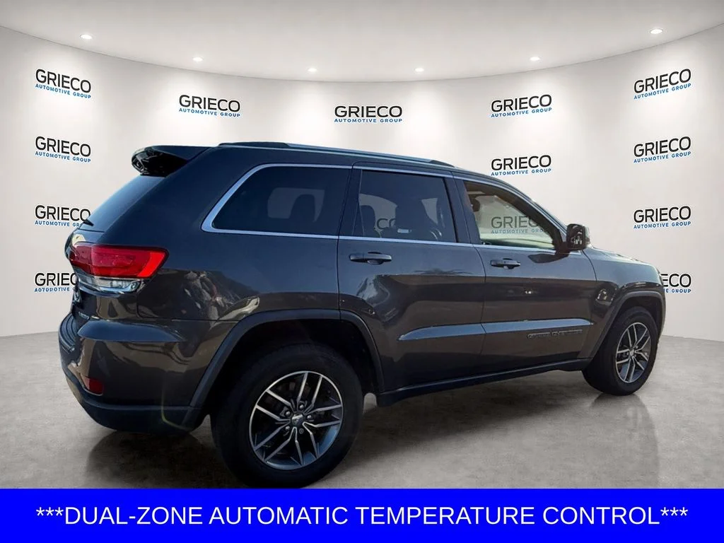 Used 2018 Gray Jeep Laredo E image 7