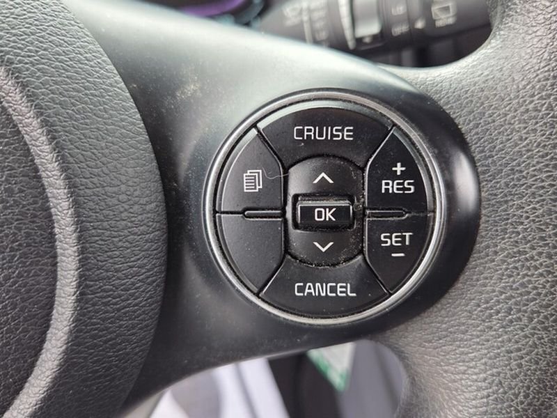 Used 2023 Snow White Pearl Kia LX image 22