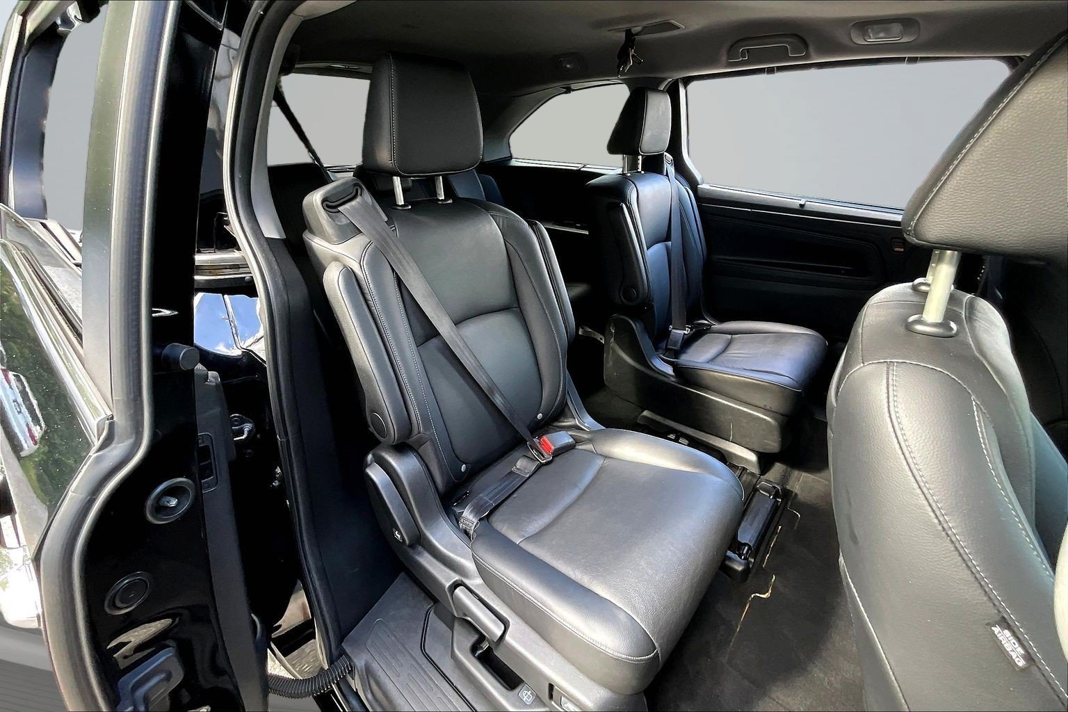 Used 2024 Black Honda Touring image 21