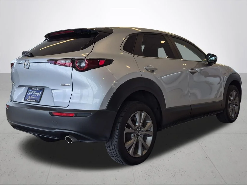 Used 2021 Silver Mazda Select image 7