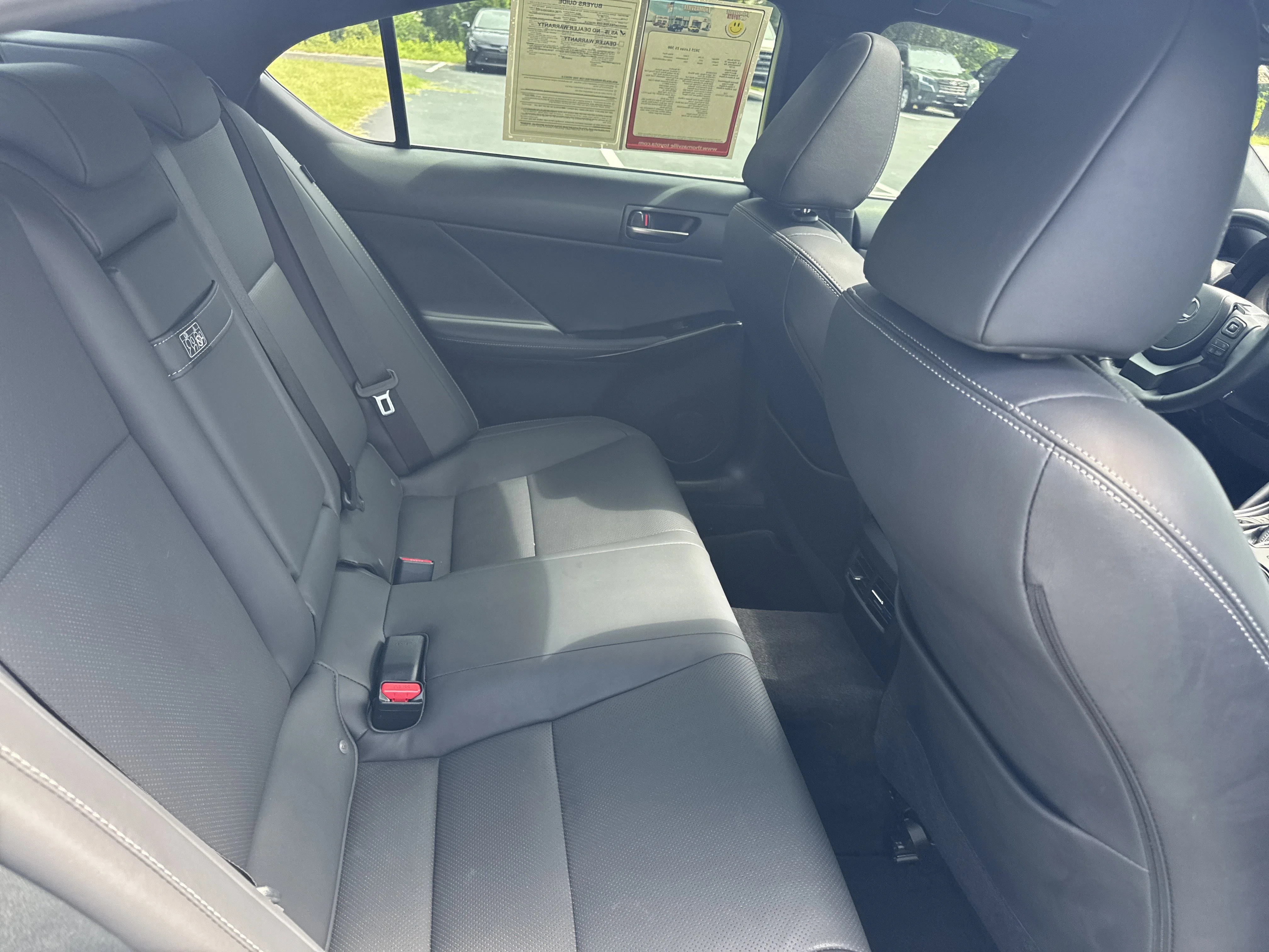 Used 2025 White Pearl Lexus 300 image 32