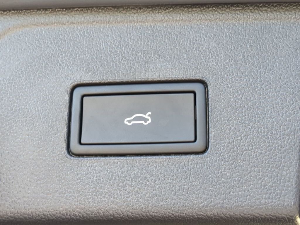 New 2026 Gray Volkswagen 2.0T SE w/Technology image 9