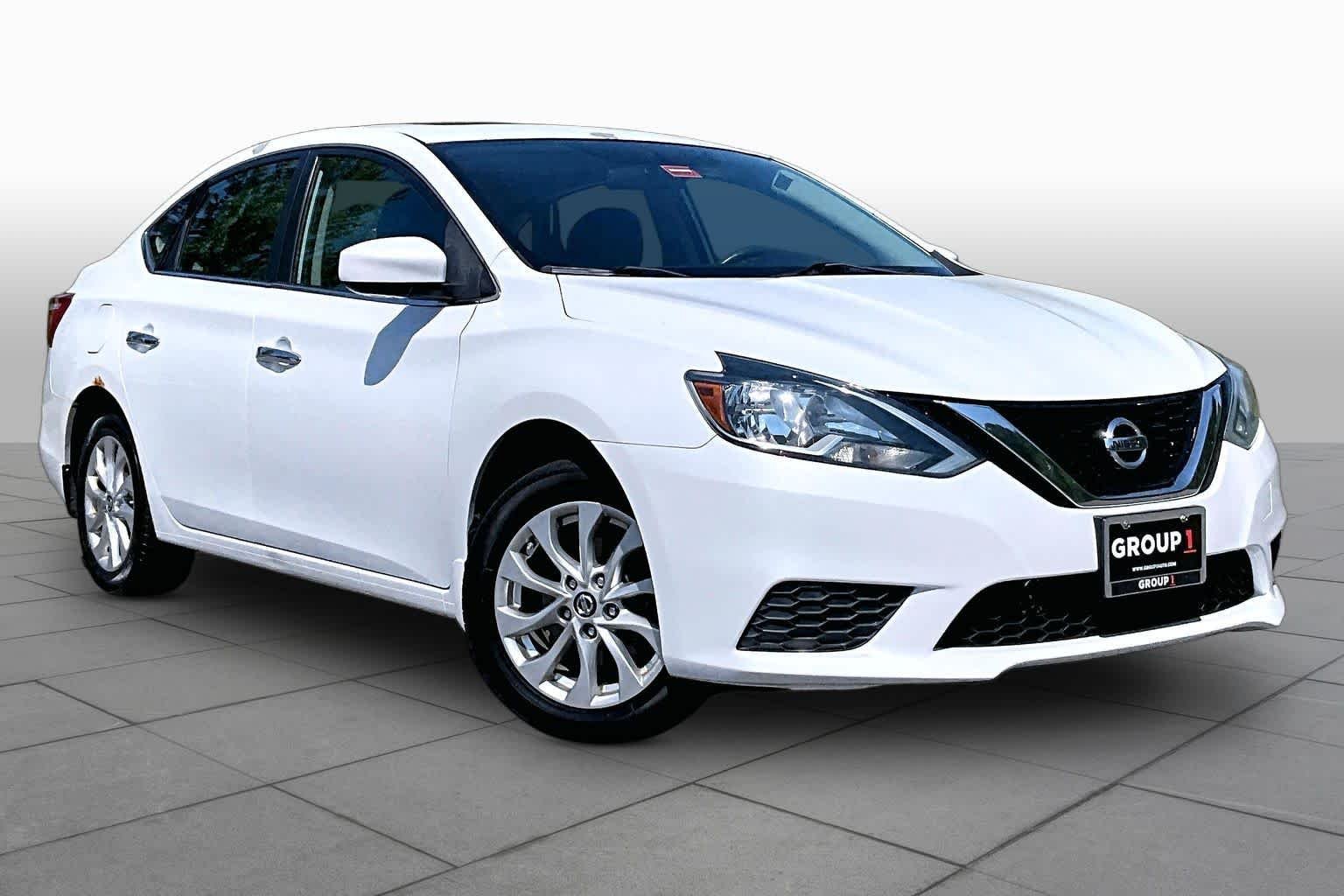 Used 2016 Aspen White Pearl Nissan SV image 3