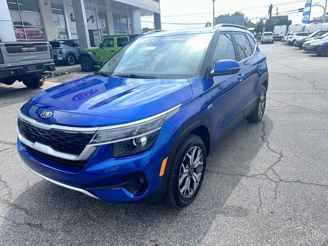 Certified Used 2021 Blue Kia EX image 11