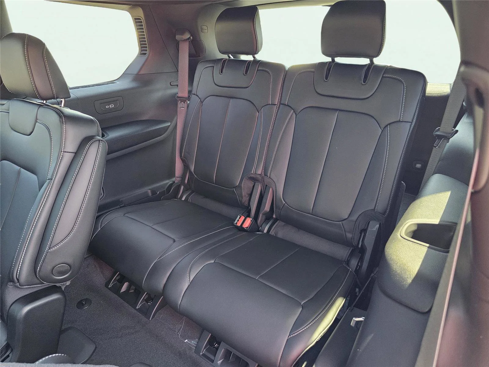 New 2026 Baltic Gray Metallic Clearcoat Jeep Limited image 33