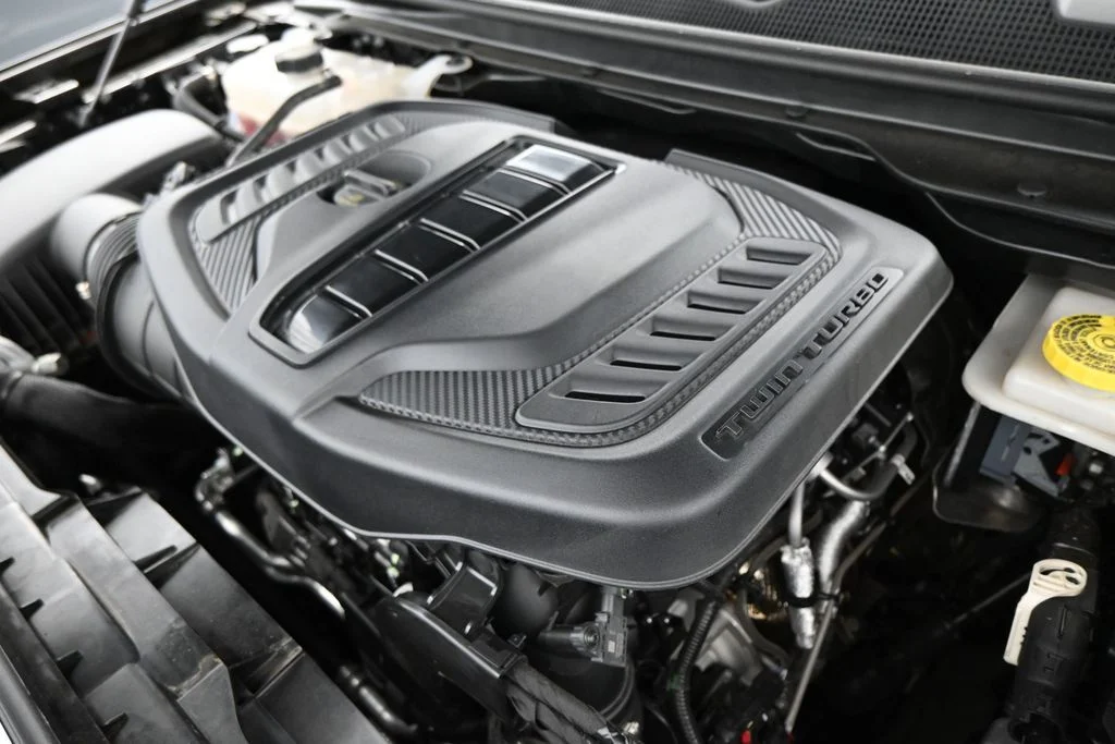 Used 2025 Black Jeep Series III image 34